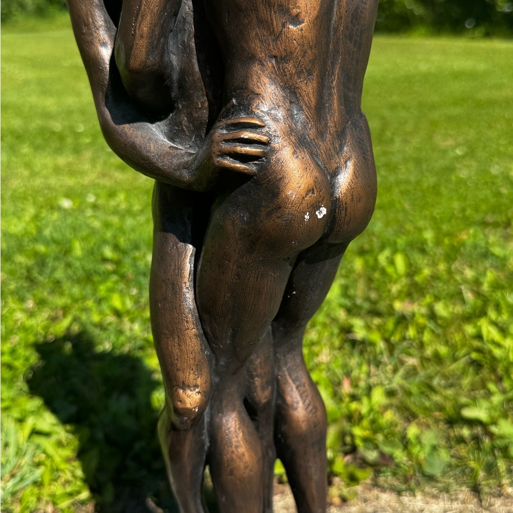 Vintage Austin Production 1974 Bronze Couple Sculpture Passion Kiss - Picture 7 of 11
